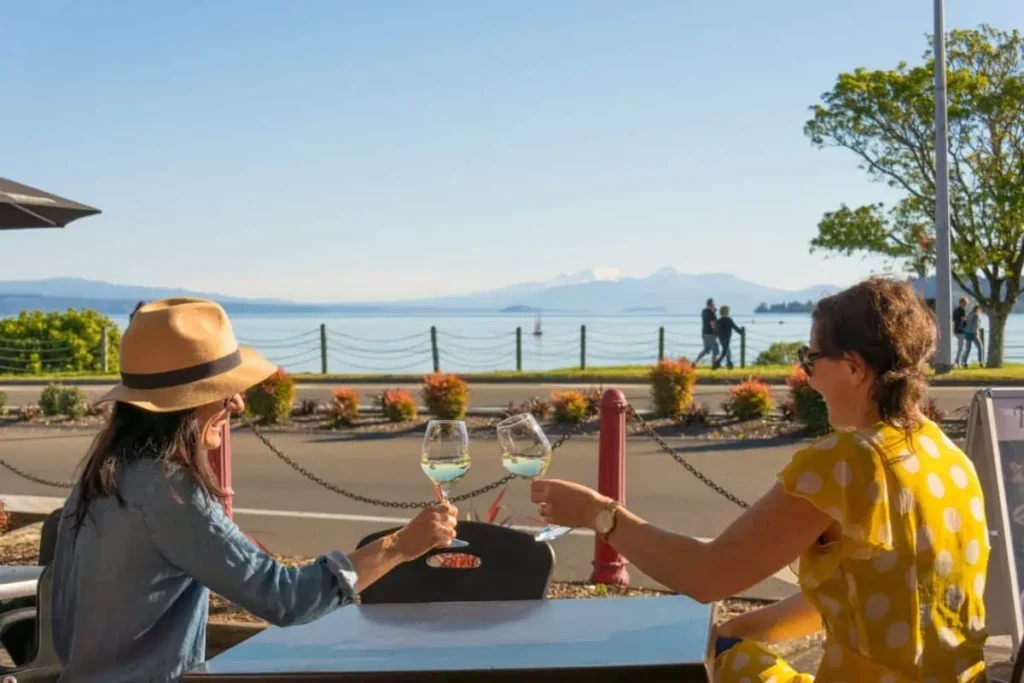 Kirra-Tours-wine-Lake-Taupo