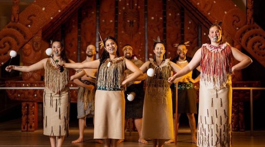 Auckland Museum Entry + Maori Cultural Performance