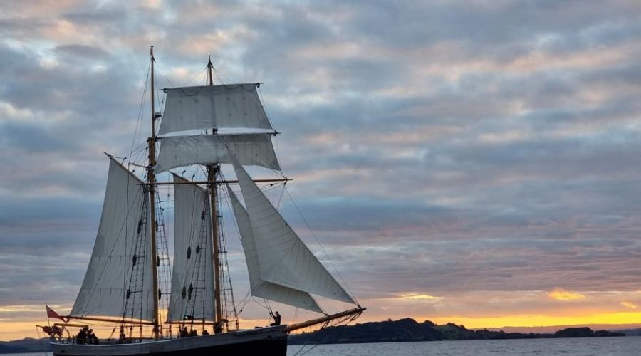 Sundowner Sailing