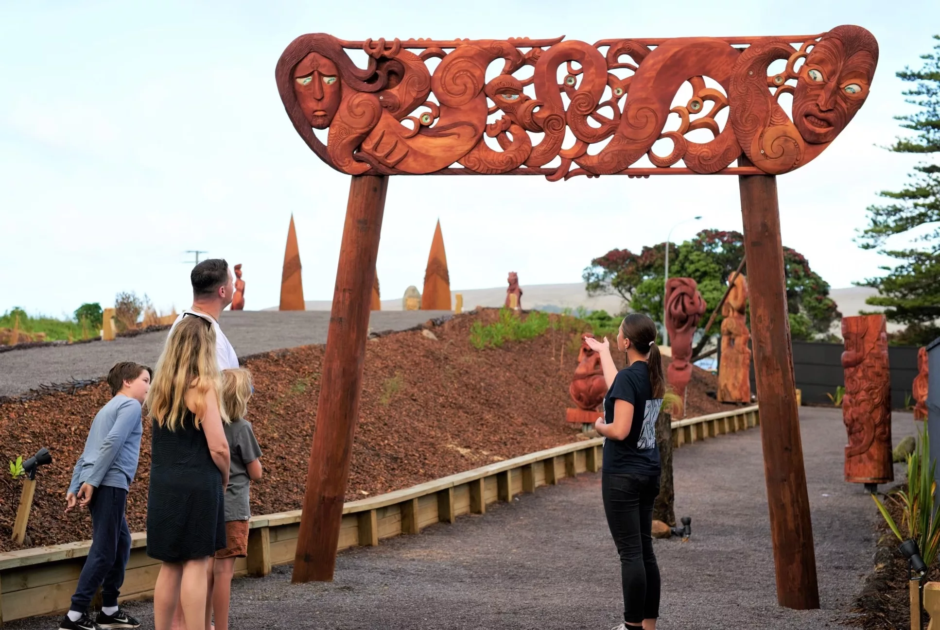 Manea Experience Guided Tour