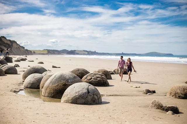 Moeraki Boulders, Koekohe Beach