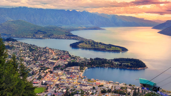 5 Day Queenstown Tour package: Stay and Explore Coach Tour