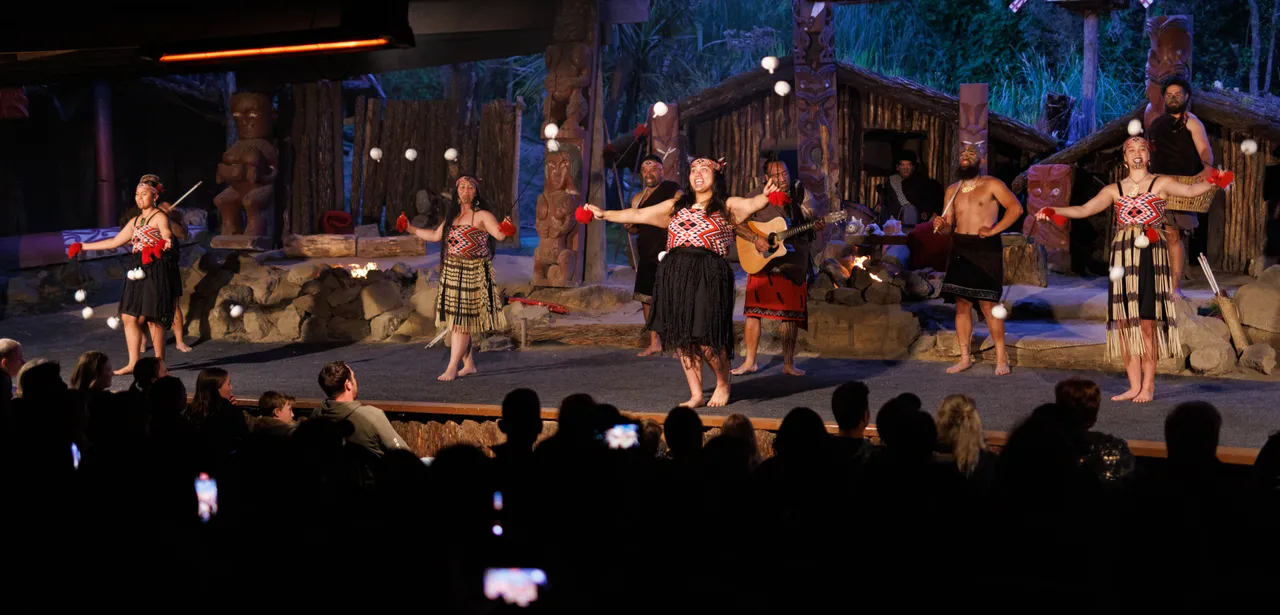 themed-tours-homepage