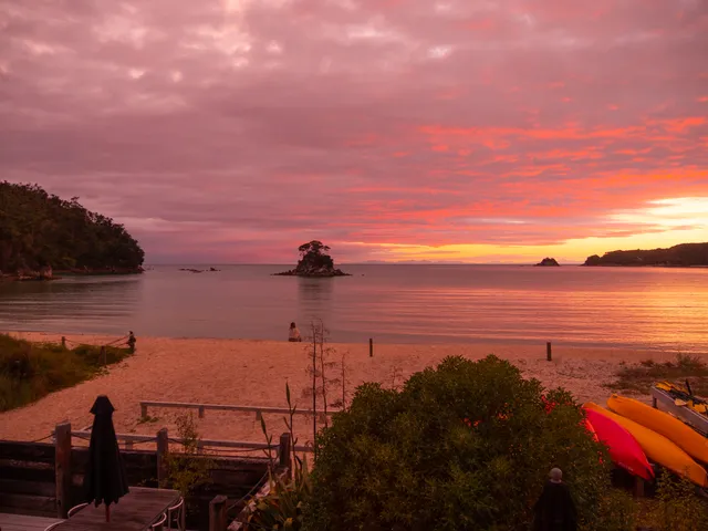 10 Day South Island Adventure Tour: Weka