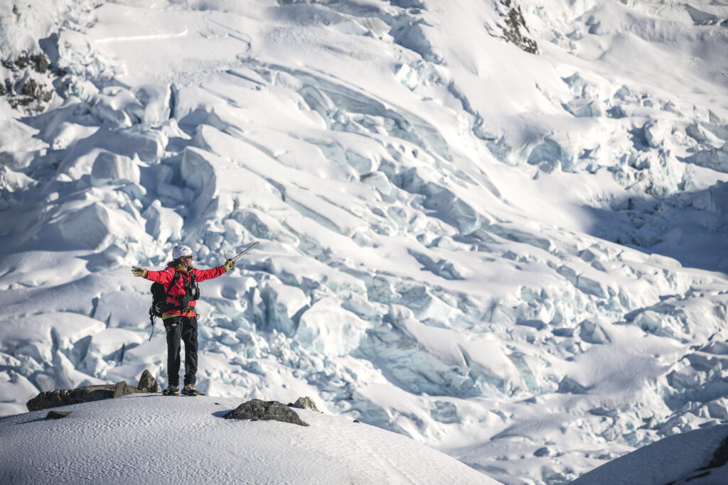 Aoraki Mt Cook National Park with alpine mountains and glacial landscapes