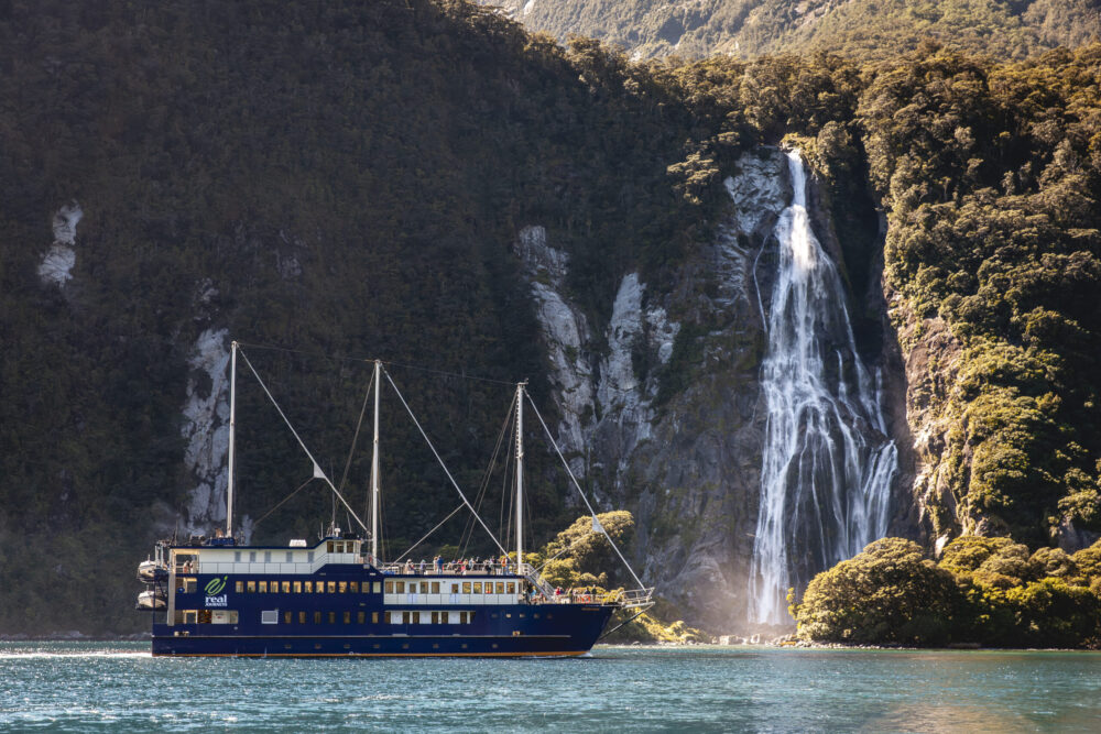 Milford Sound Coach & Cruise ex Queenstown