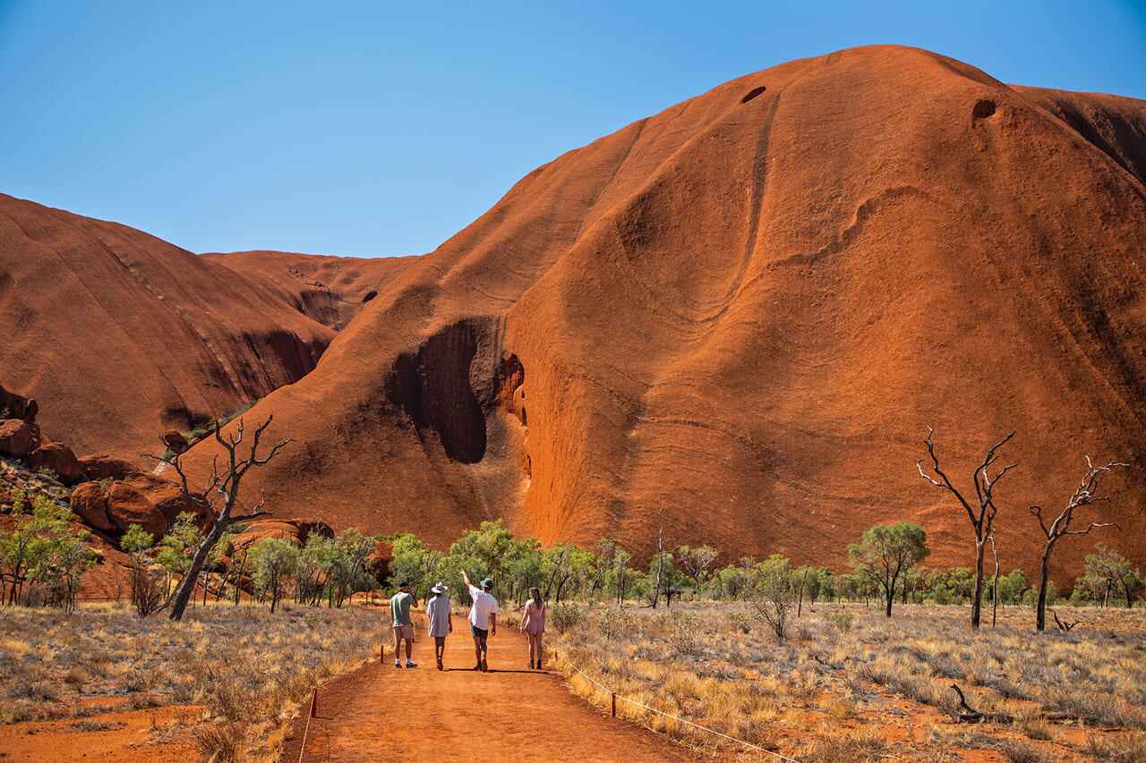12‑Day Sydney, Uluru & Great Barrier Reef Private Tour Package