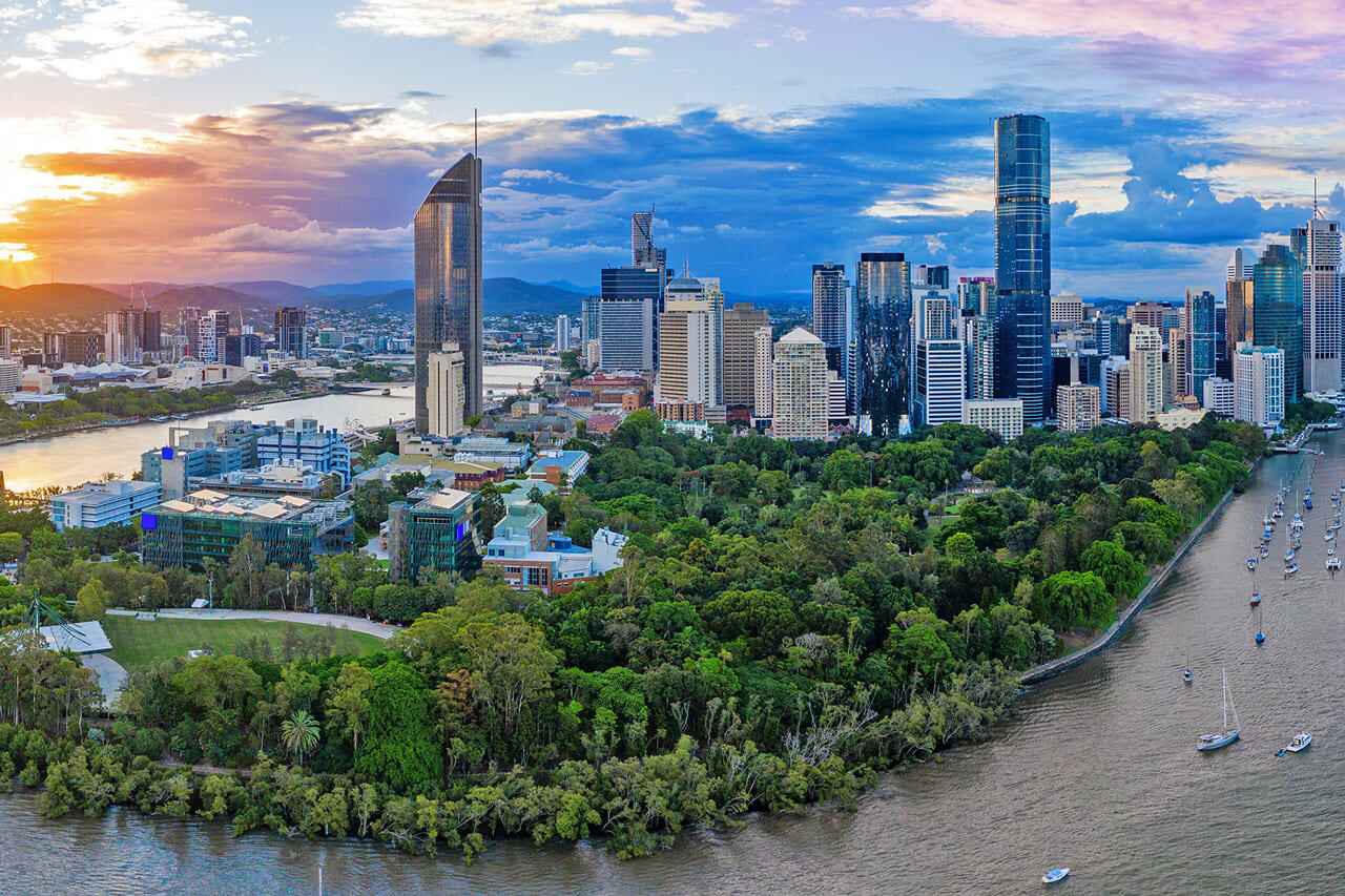 15 Day Luxury Australia Tour: Urban Icons, Coastal Beauty & the Tropics