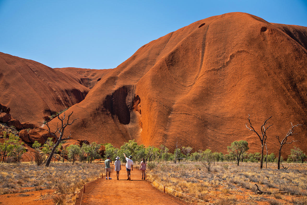 Ukuru destination features