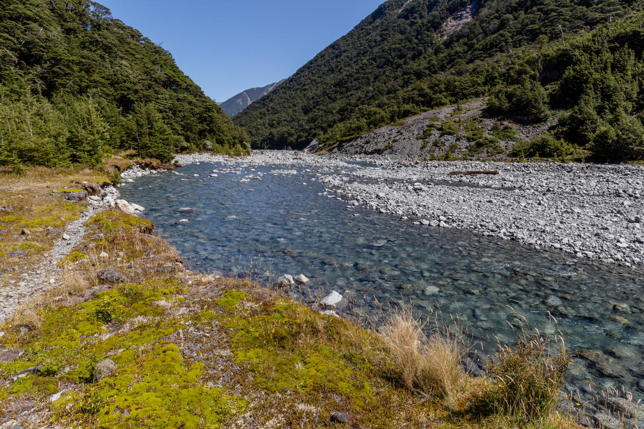 New Zealand in February: Weather by Region