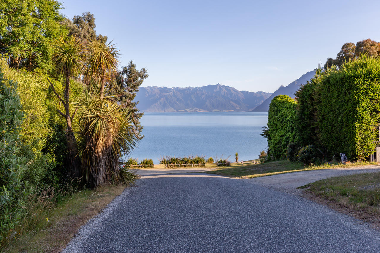 Lake View Terrace Lake Hawea, New Zealand