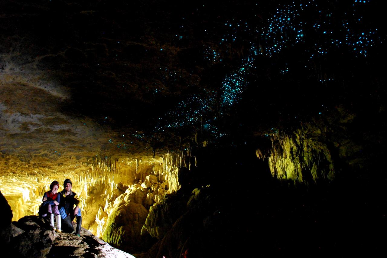 Green Glow Caves in NewnZealand Donnie 