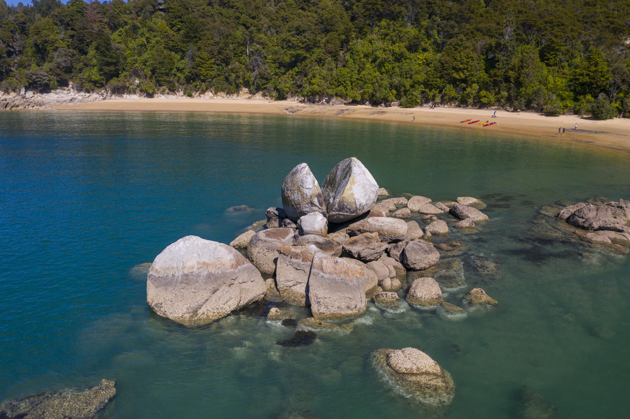 Split apple rock