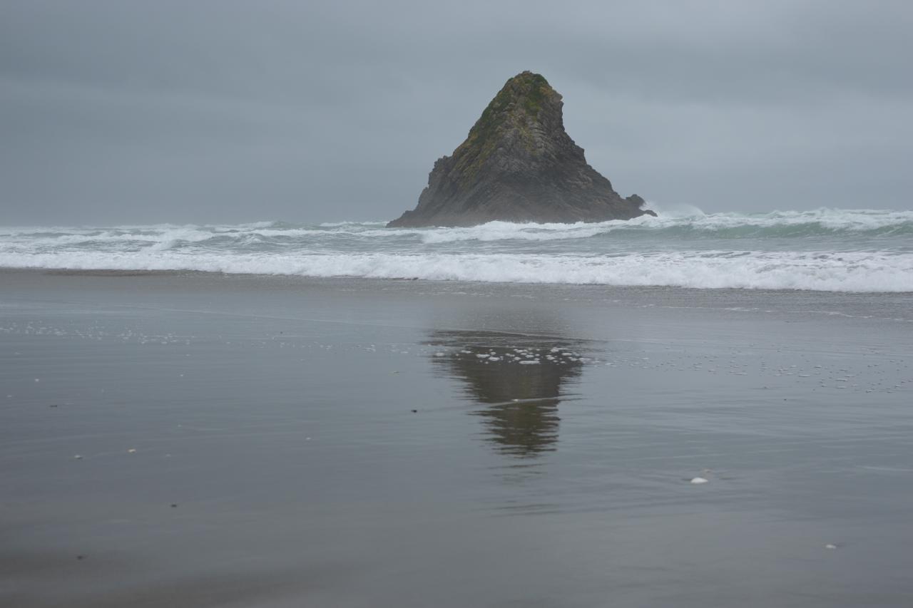 Waitakere Ranges, Karekare Beach