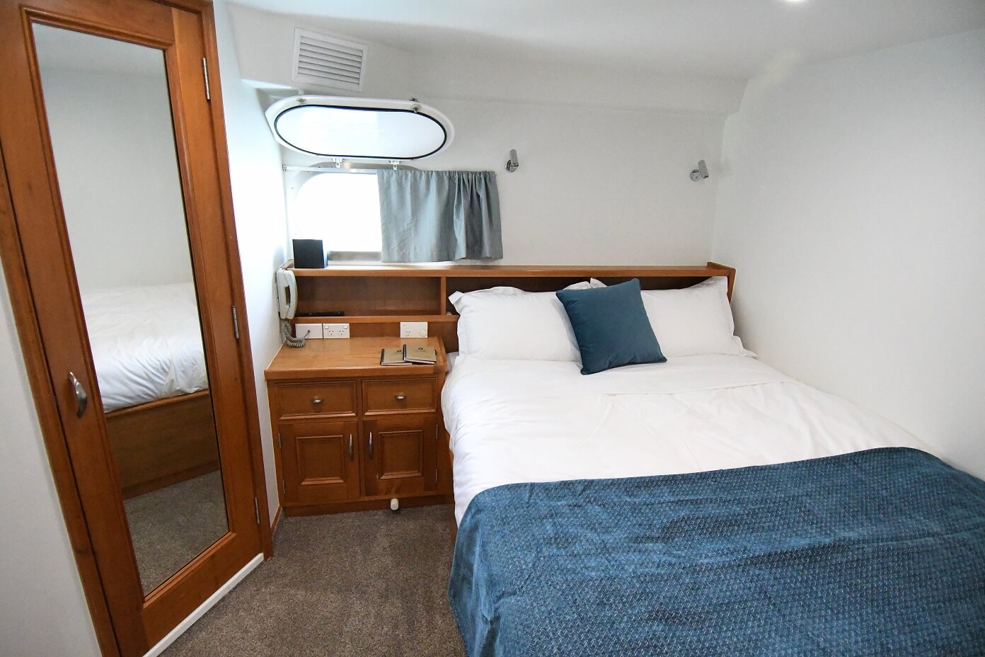 Salvin’s Double Cabin