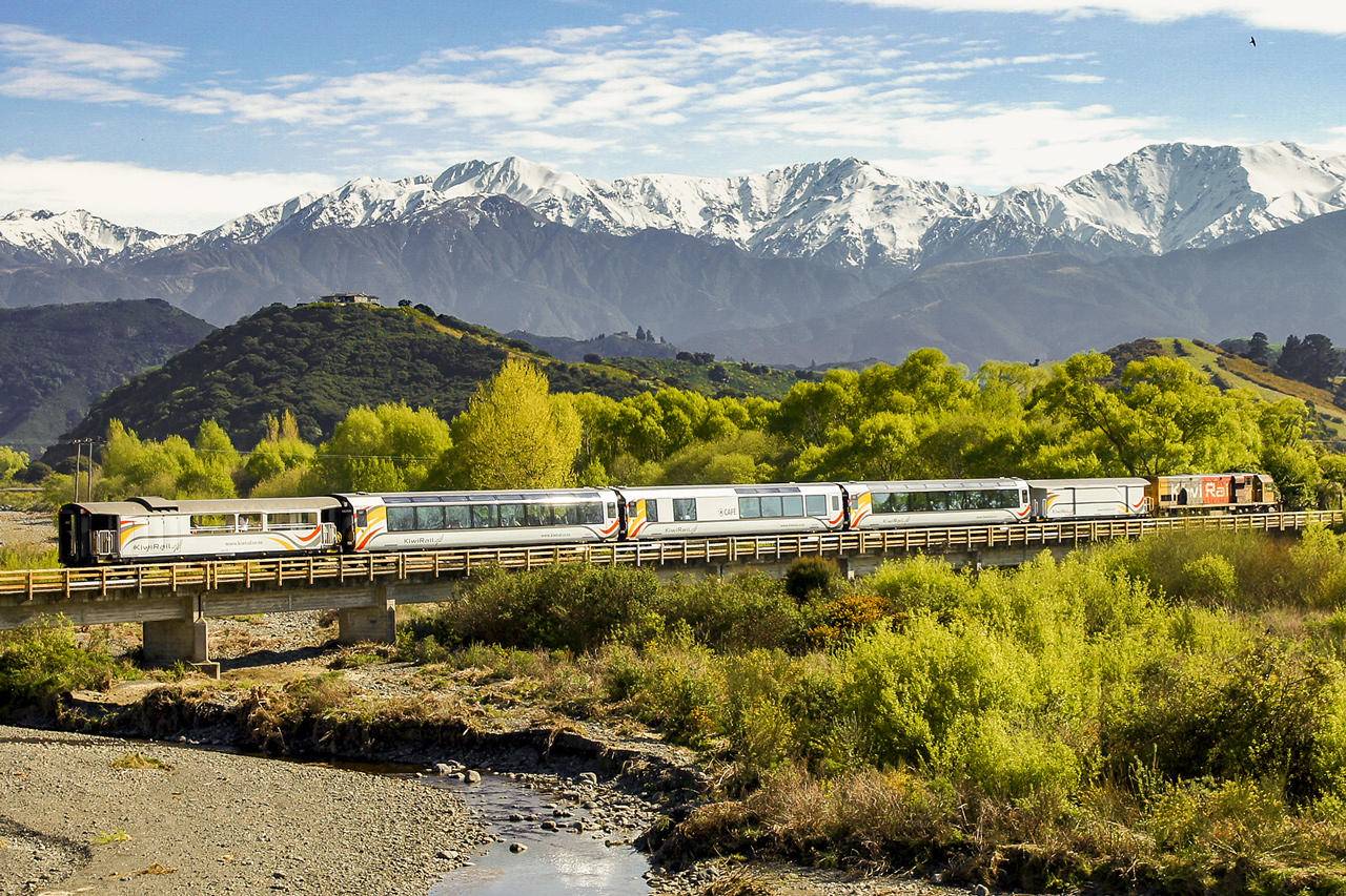 Kiwi rail coastal pacific kahutara river