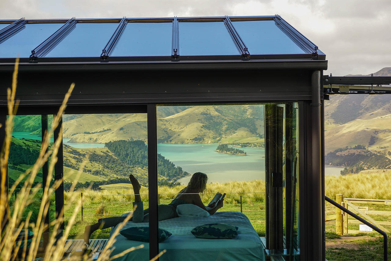 Pohue PurePod relaxing in the beautiful views-Photo-credit-Lisa-McLean-@lisi