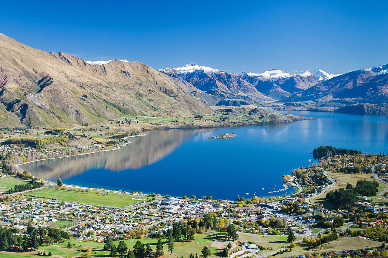 Wanaka lake view